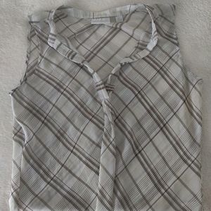 NY&Co Sheer White XS Top